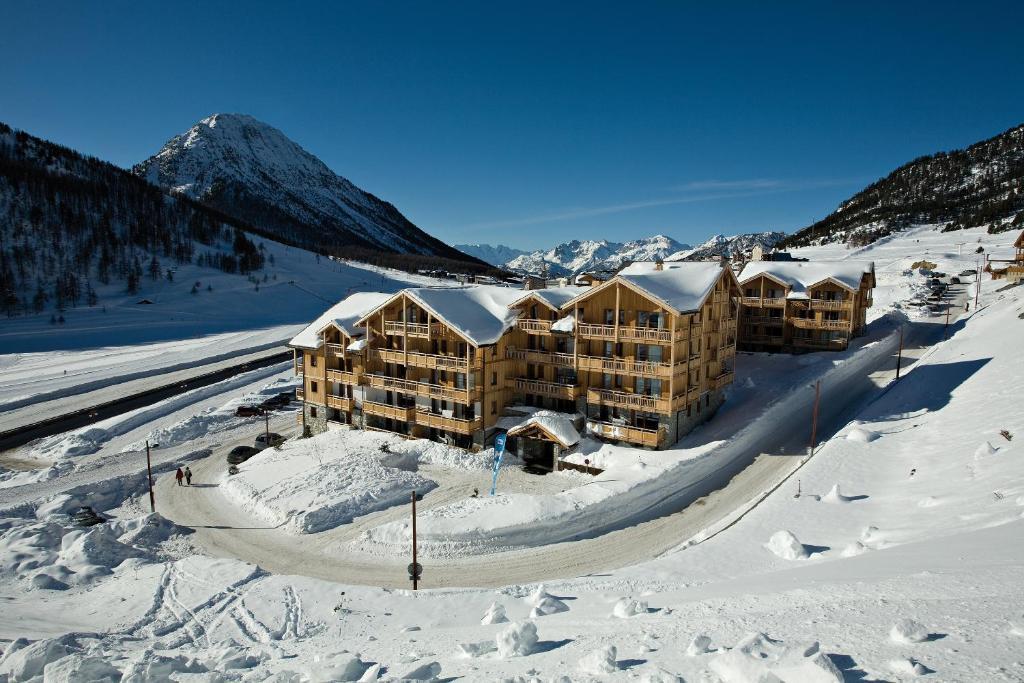 Residence Club Mmv Le Hameau Des Airelles **** Montgenèvre Екстериор снимка